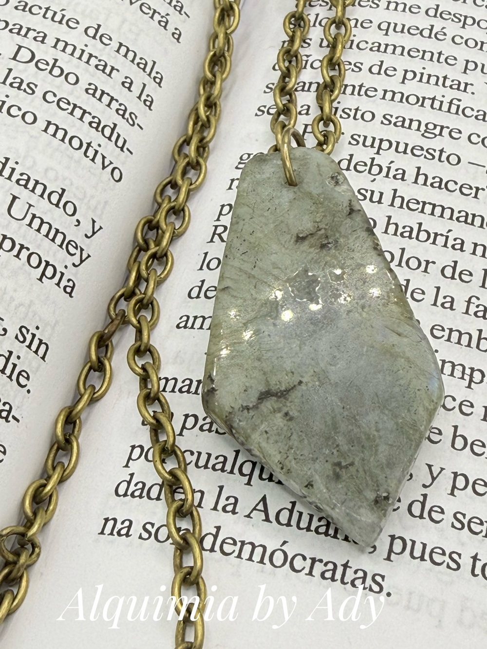 Raw big flash labradorite Stone Pendant on Brass XL  Chain